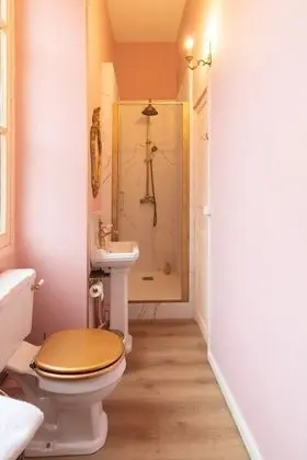 Romantic Tek Büyük Yataklı Oda