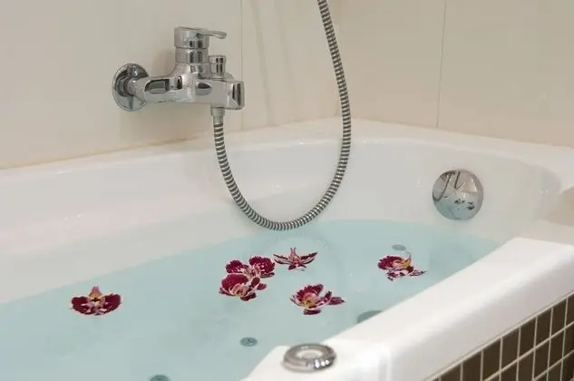 Standard Tek Büyük veya İki Ayrı Yataklı Oda