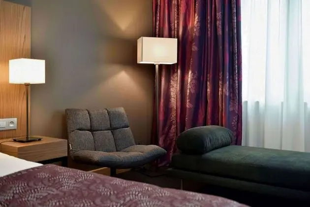 Superior Tek Büyük veya İki Ayrı Yataklı Oda, Küvet