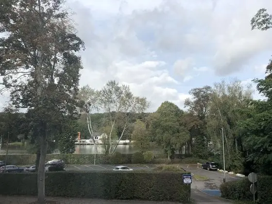 Superior Tek Büyük veya İki Ayrı Yataklı Oda, Küvet