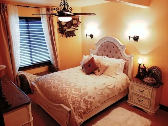 Signature En Suite, 1 Bedroom, Terrace, Mountain View