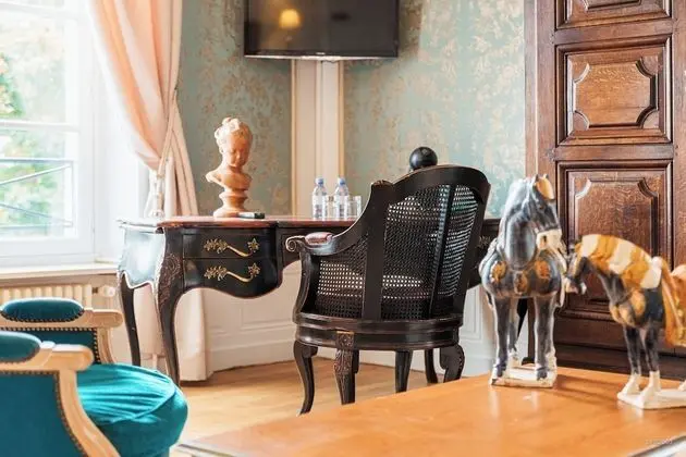 Luxury Tek Büyük Yataklı Oda