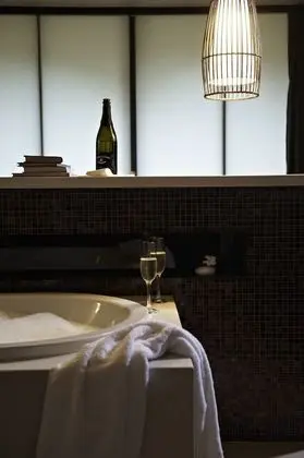 Süit, Avlu Manzaralı (Spa)