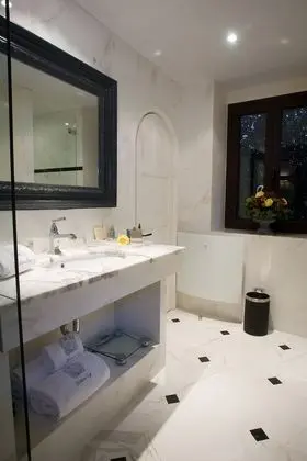 Superior Tek Büyük Yataklı Oda