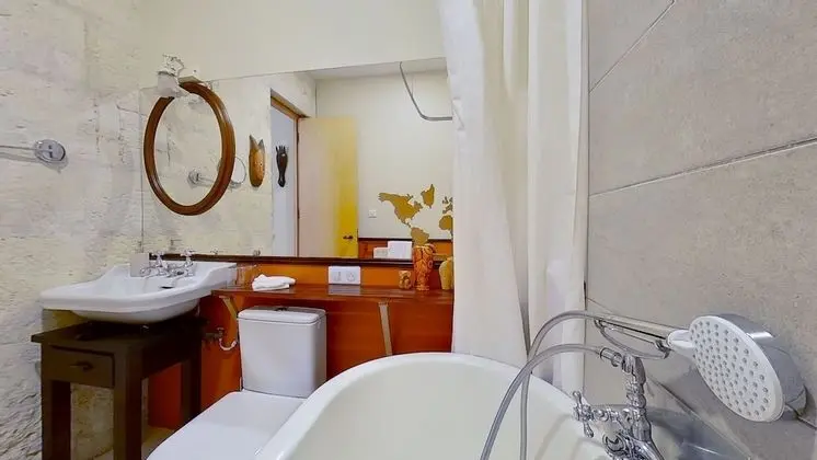 Honeymoon Tek Büyük veya İki Ayrı Yataklı Oda