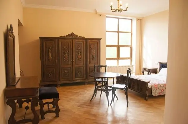 Standard Tek Büyük Yataklı Oda