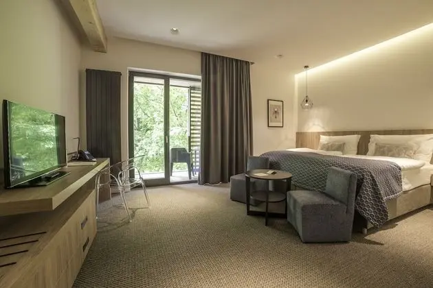 Superior Oda, Balkon