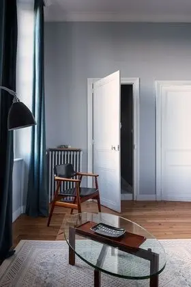 Superior İki Ayrı Yataklı Oda, Banyolu/Duşlu, Park Manzaralı (Tower Room)