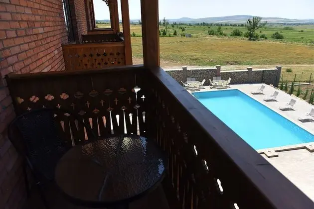 Standard Tek Büyük Yataklı Oda, Üzüm Asması Manzaralı