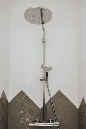 Süit, Banyolu/Duşlu, Üzüm Asması Manzaralı (La Douce)