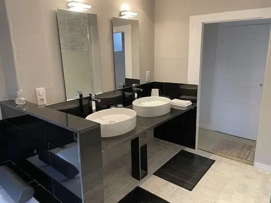 Tek Büyük Yataklı Oda, Banyolu/Duşlu, Bahçe Manzaralı