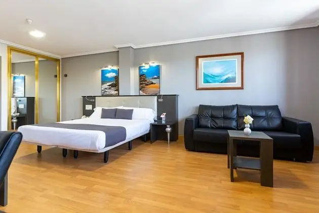 Tek Büyük Yataklı Oda