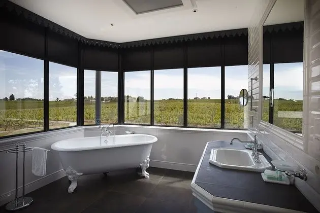 Comfort Tek Büyük Yataklı Oda, Özel Banyo (Versannes)