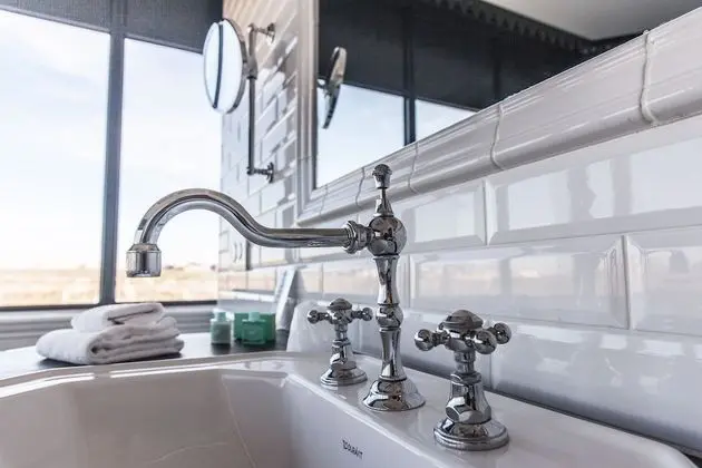 Comfort Tek Büyük Yataklı Oda, Özel Banyo (Versannes)