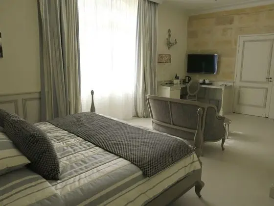 Deluxe Tek Büyük Yataklı Oda, Özel Banyo (Rose Perrière)