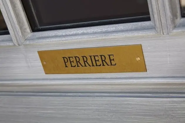Standard Tek Büyük Yataklı Oda, Engellilere Uygun, Özel Banyo (Perrière)