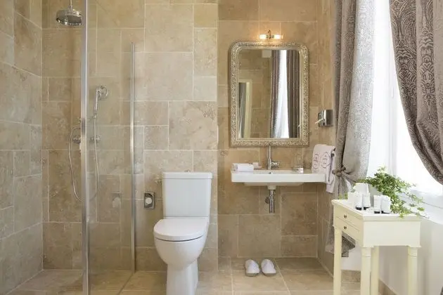 Classic Tek Büyük Yataklı Oda