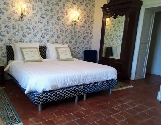 Tek Büyük Yataklı Oda, Bahçe Manzaralı, Havuz Kenarı