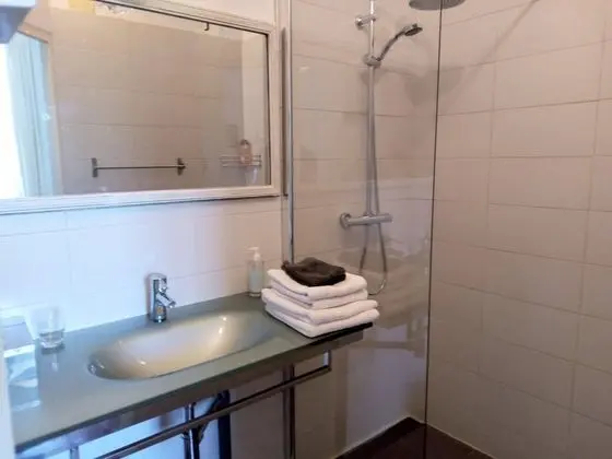 Tek Büyük Yataklı Oda, Bahçe Manzaralı, Havuz Kenarı