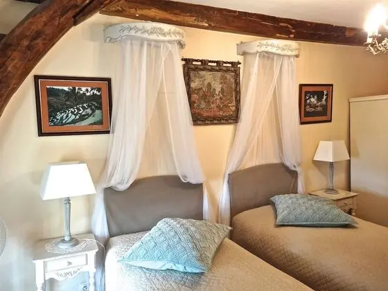 Standard Tek Büyük veya İki Ayrı Yataklı Oda, Özel Banyo, Park Manzaralı