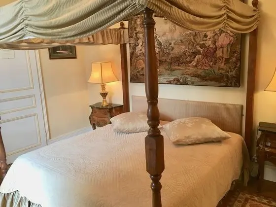 Superior Tek Büyük veya İki Ayrı Yataklı Oda, Özel Banyo, Park Manzaralı (3)