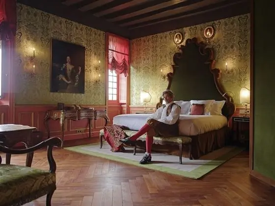 Luxury Tek Büyük Yataklı Oda