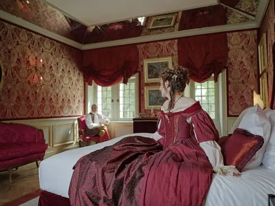 Luxury Tek Büyük Yataklı Oda