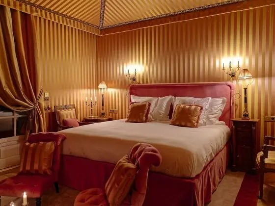 Premier Tek Büyük Yataklı Oda