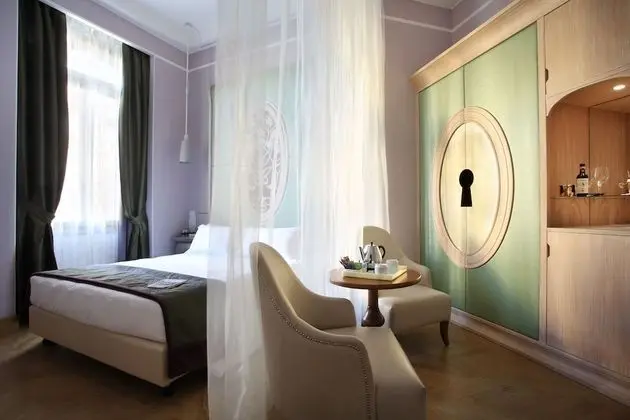 Superior Tek Büyük veya İki Ayrı Yataklı Oda