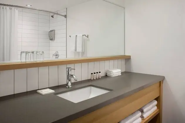 Çatı Katı (Loft), 1 En Büyük (King) Boy Yatak, Mutfak