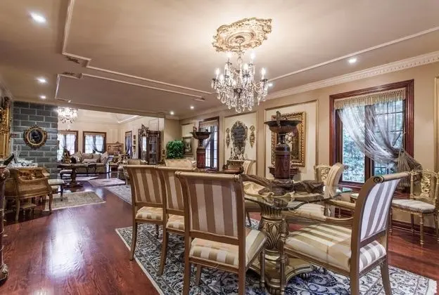 Deluxe Villa, Birden Çok Yatak Odası
