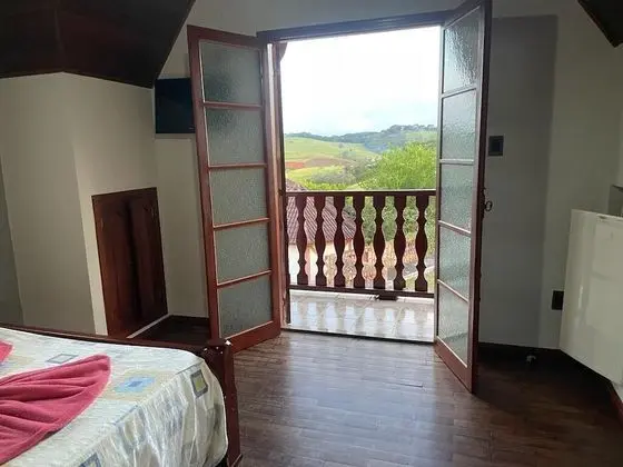 Superior Oda, Ek Bina