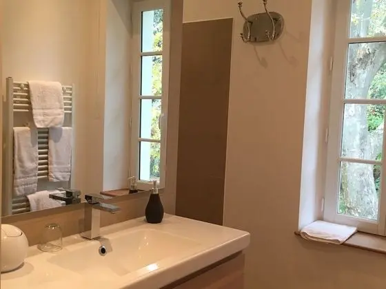 Deluxe Tek Büyük veya İki Ayrı Yataklı Oda, Banyolu/Duşlu, Bahçe Manzaralı (Grand Parc)