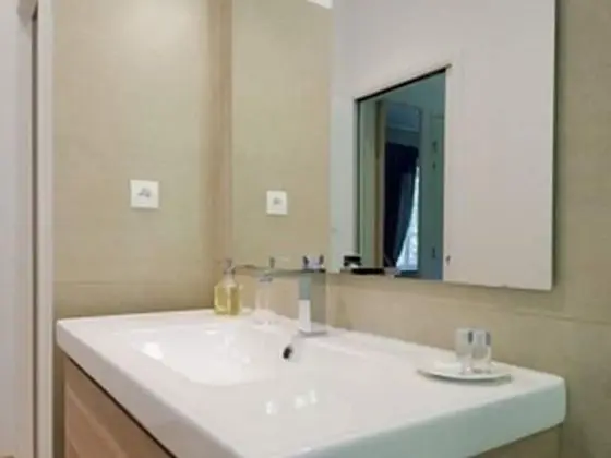 Deluxe Tek Büyük veya İki Ayrı Yataklı Oda, Banyolu/Duşlu, Bahçe Manzaralı (Grand Parc)