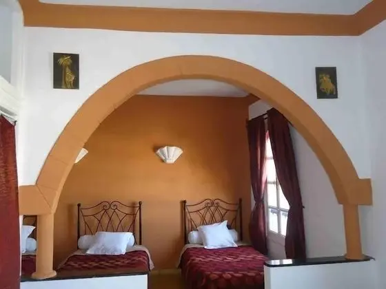 Üç Kişilik Oda