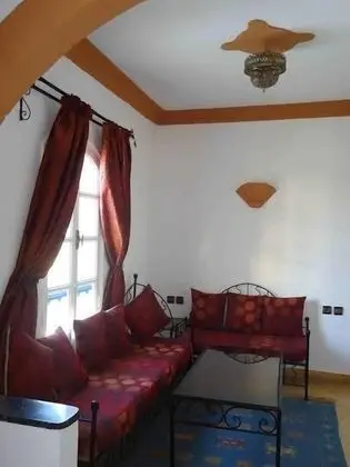 Üç Kişilik Oda