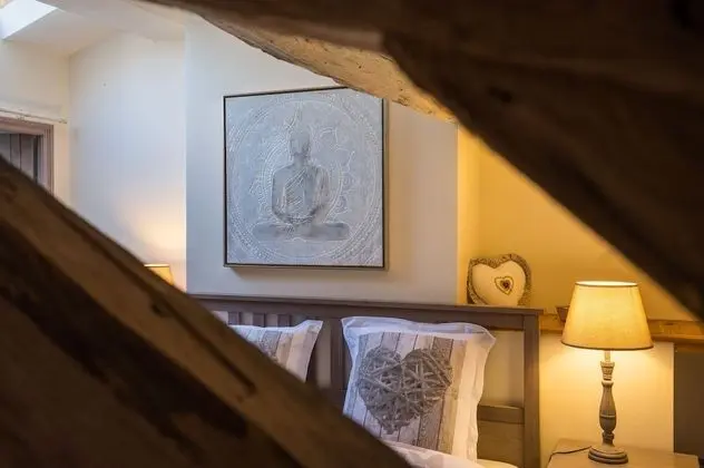 Comfort Tek Büyük Yataklı Oda (Pommerol)