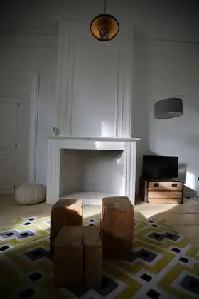 Deluxe Tek Büyük Yataklı Oda (Suite)