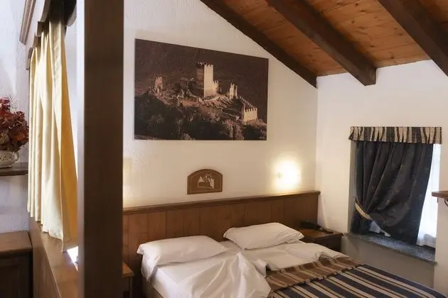 Tek Büyük veya İki Ayrı Yataklı Oda, Mutfak