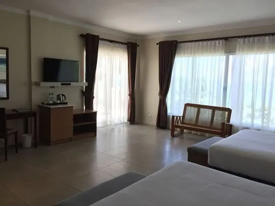 Oda, 2 Büyük (Queen) Boy Yatak, Okyanus Manzaralı