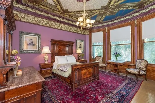 Deluxe Tek Büyük Yataklı Oda, Özel Banyo (Isadora Duncan Room)