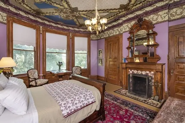 Deluxe Tek Büyük Yataklı Oda, Özel Banyo (Isadora Duncan Room)