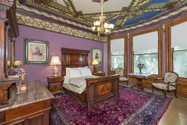 Deluxe Tek Büyük Yataklı Oda, Özel Banyo (Isadora Duncan Room)