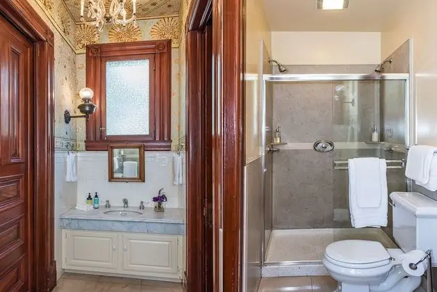 Superior Tek Büyük Yataklı Oda, Banyolu/Duşlu (Enrico Caruso Room)