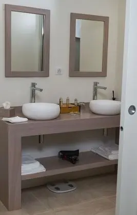 Tek Büyük Yataklı Oda (Petit Verdot)