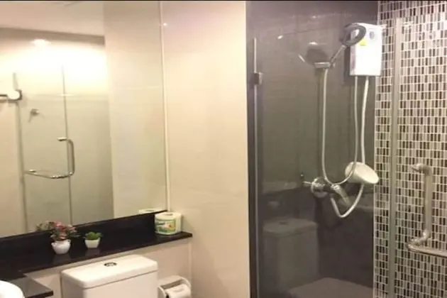Business Daire, 1 Büyük (Queen) Boy Yatak ve Çekyat, Buzdolabı ve Mikrodalga, Havuz Manzaralı