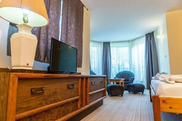 Deluxe Tek Büyük Yataklı Oda, Dağ Manzaralı