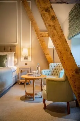 Classic Tek Büyük Yataklı Oda