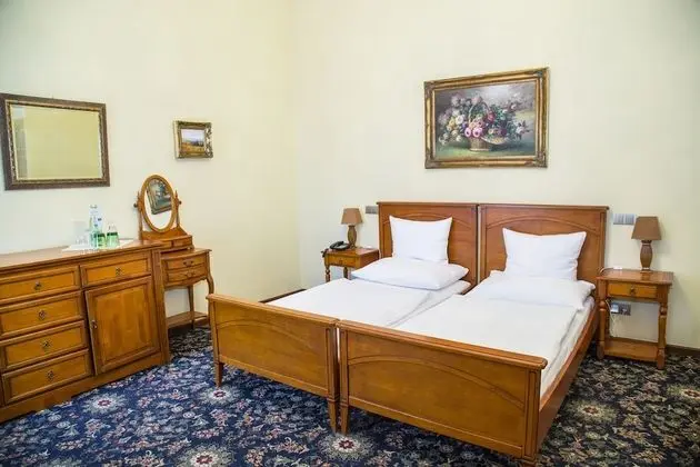 Deluxe Tek Büyük veya İki Ayrı Yataklı Oda