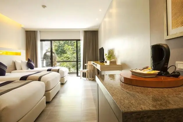 Triple Room